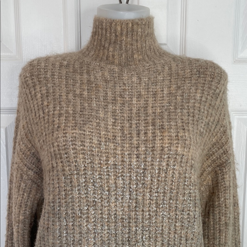 ZARA LONG BEIGE HEATHERED FOIL KNIT TURTLENECK METALLIC SWEATER SZ SMALL